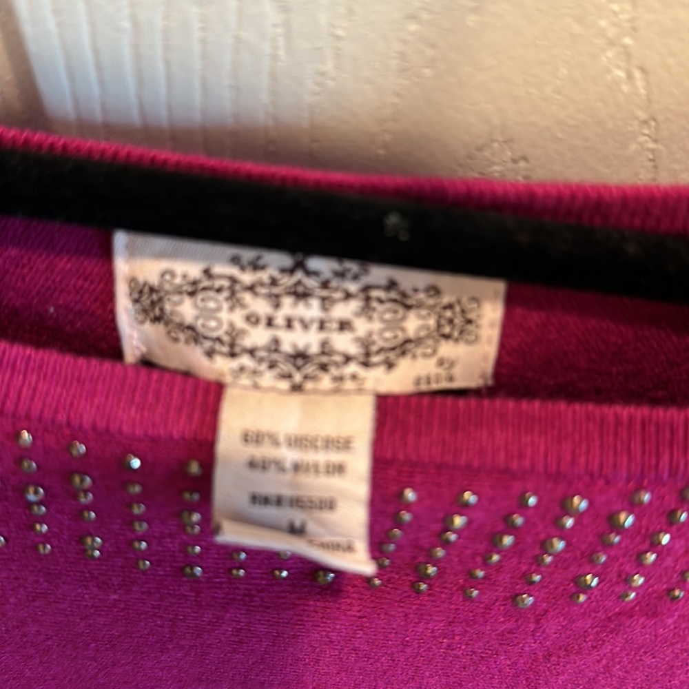 Sweater - Picture 4 of 6